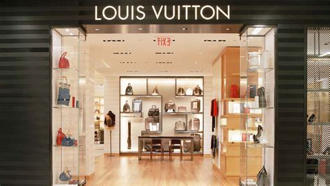 louis vuitton outlet near me|louis vuitton factory outlet clearance.